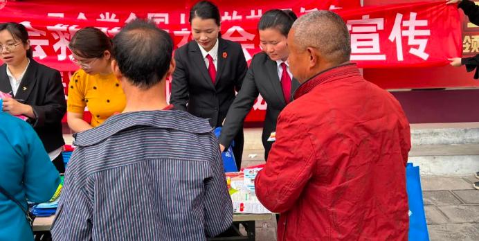 荔波法院：森林防火宣傳，防患于未“燃”