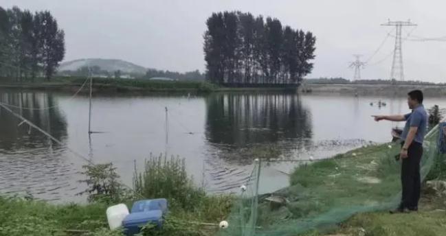 防汛一線勇?lián)?，最是風雨現(xiàn)初心