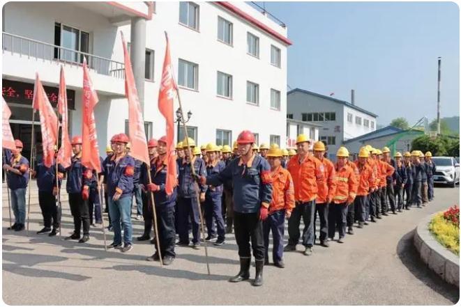 以練備戰(zhàn)！遼寧金鳳組織開(kāi)展尾礦庫(kù)防汛應(yīng)急救援演練
